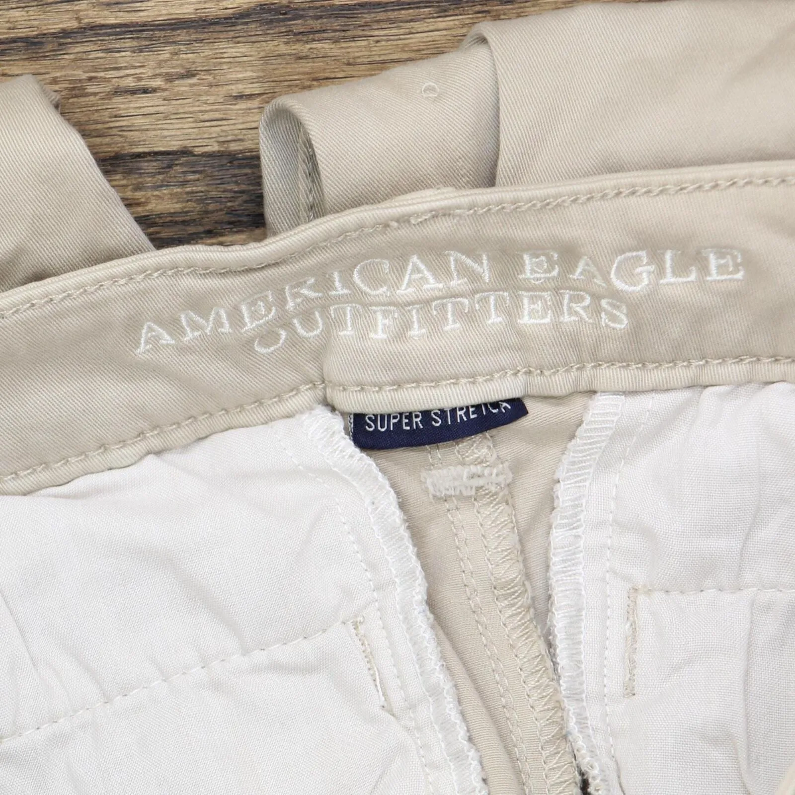 American Eagle Outfitters Super Stretch Skinny Khaki Pants Light Brown 0 Short
