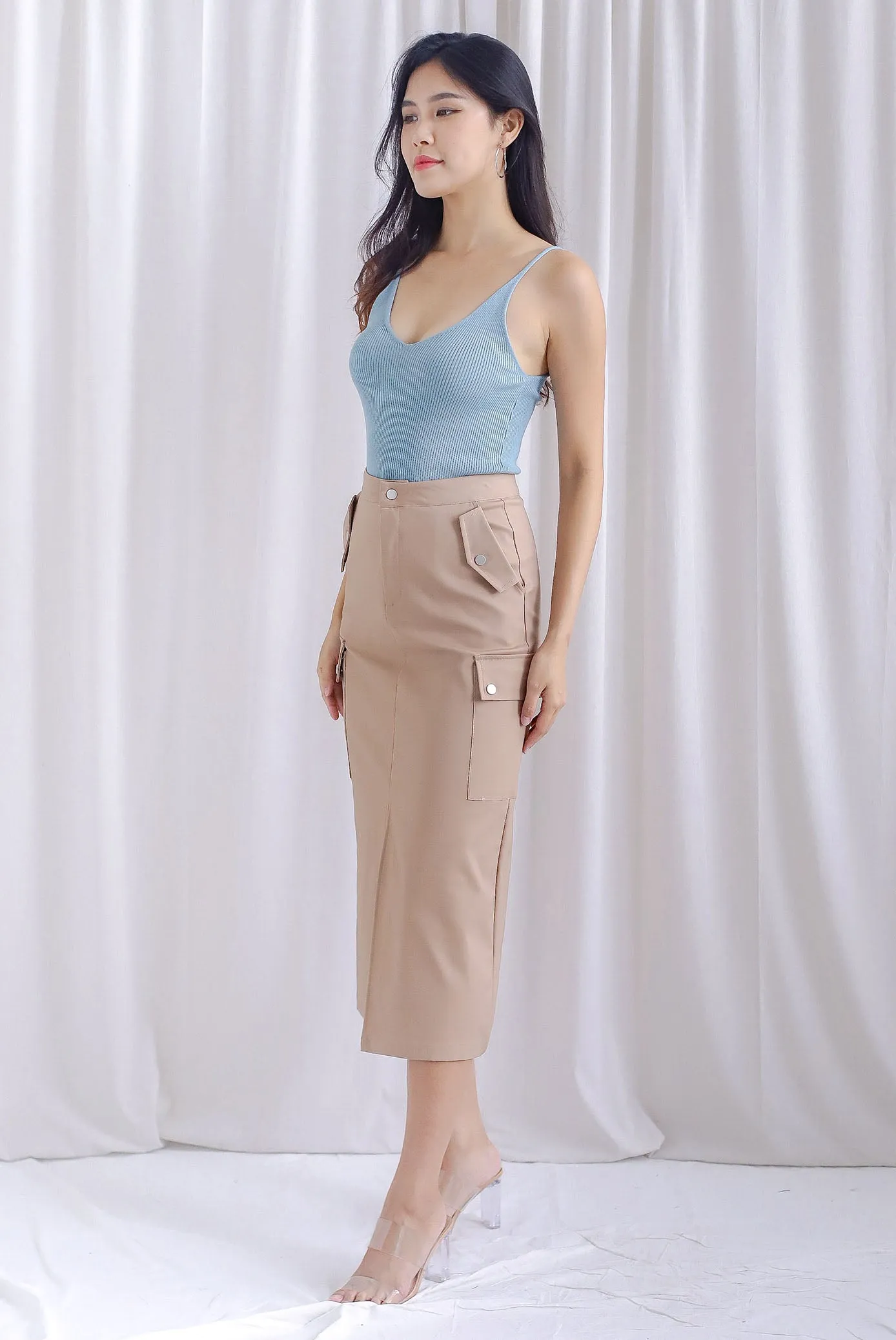 Artemis Cargo Midi Skirt In Khaki