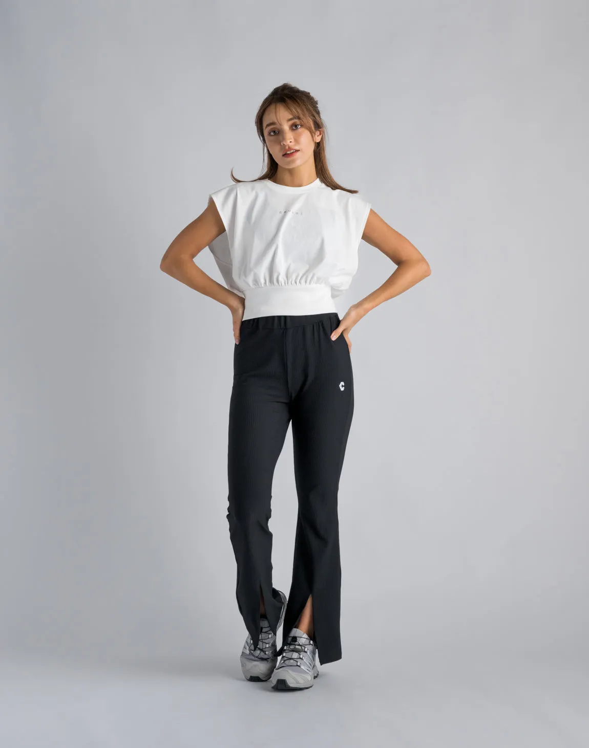 CRONOS WOMEN RIB HIGH RISE SLIT PANTS【BLACK】