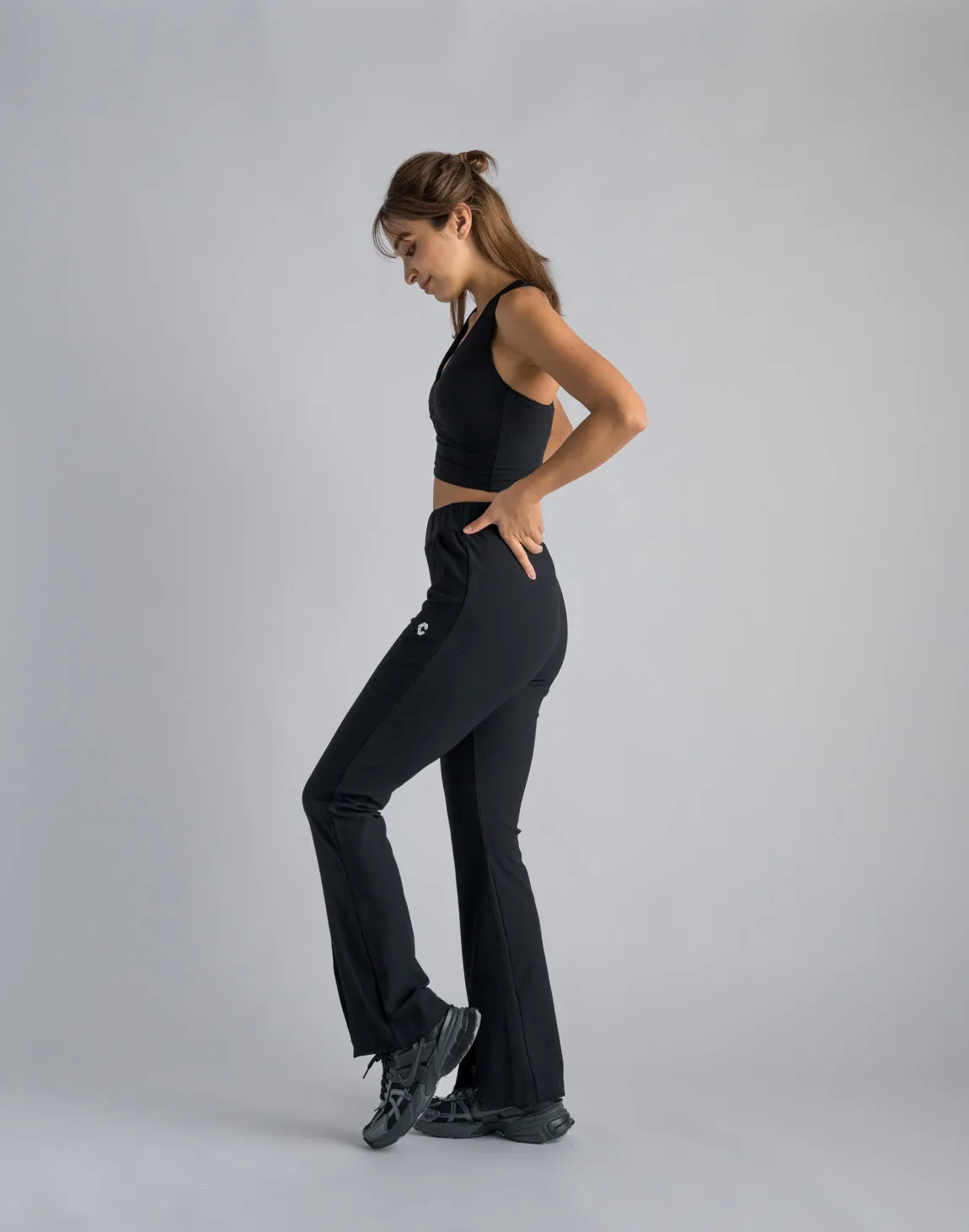 CRONOS WOMEN RIB HIGH RISE SLIT PANTS【BLACK】