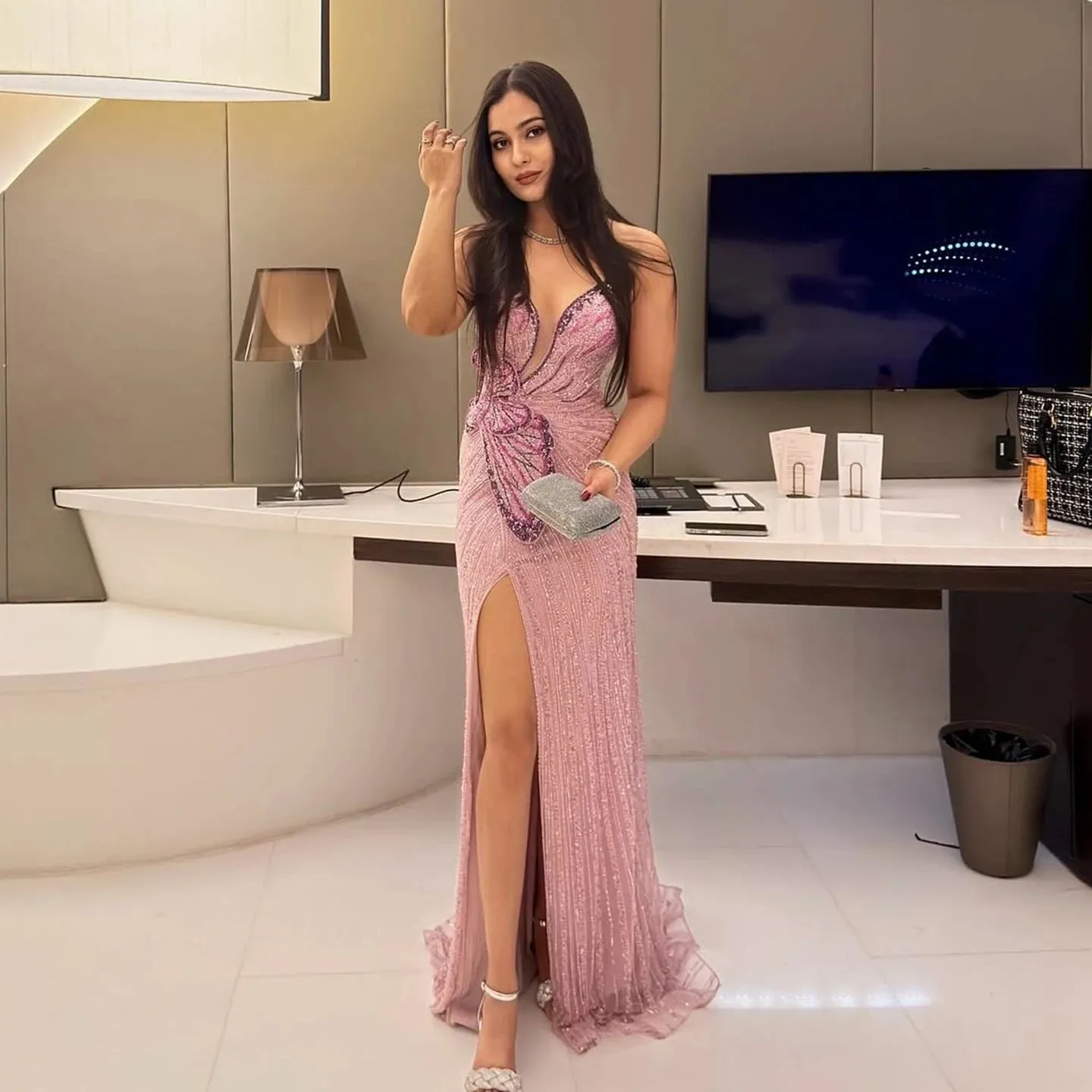 HELEN Luxury Beaded Elegant Sweetheart Pink Mermaid Evening Gown