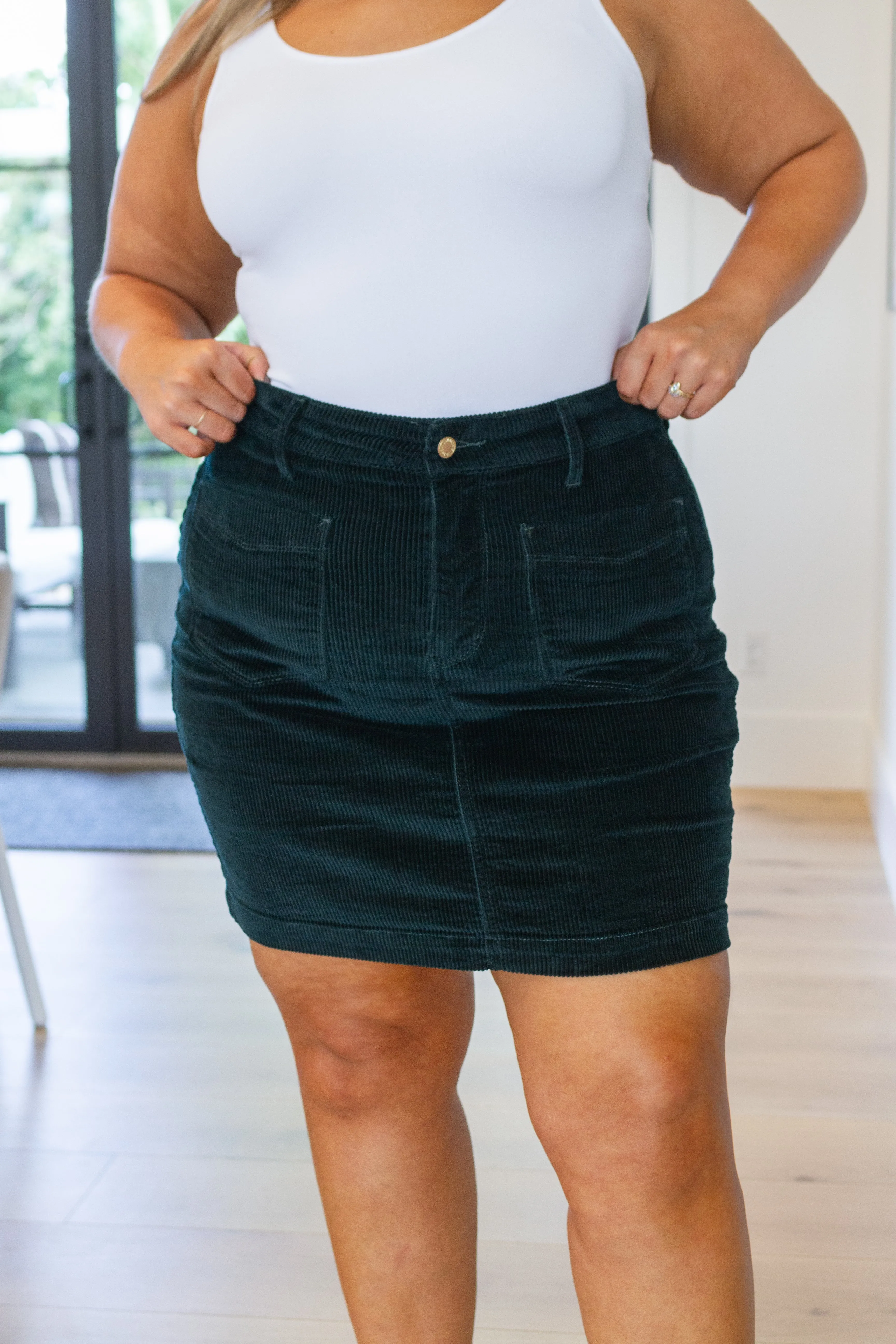 JUDY BLUE Melinda Corduroy Patch Pocket Skirt in Emerald