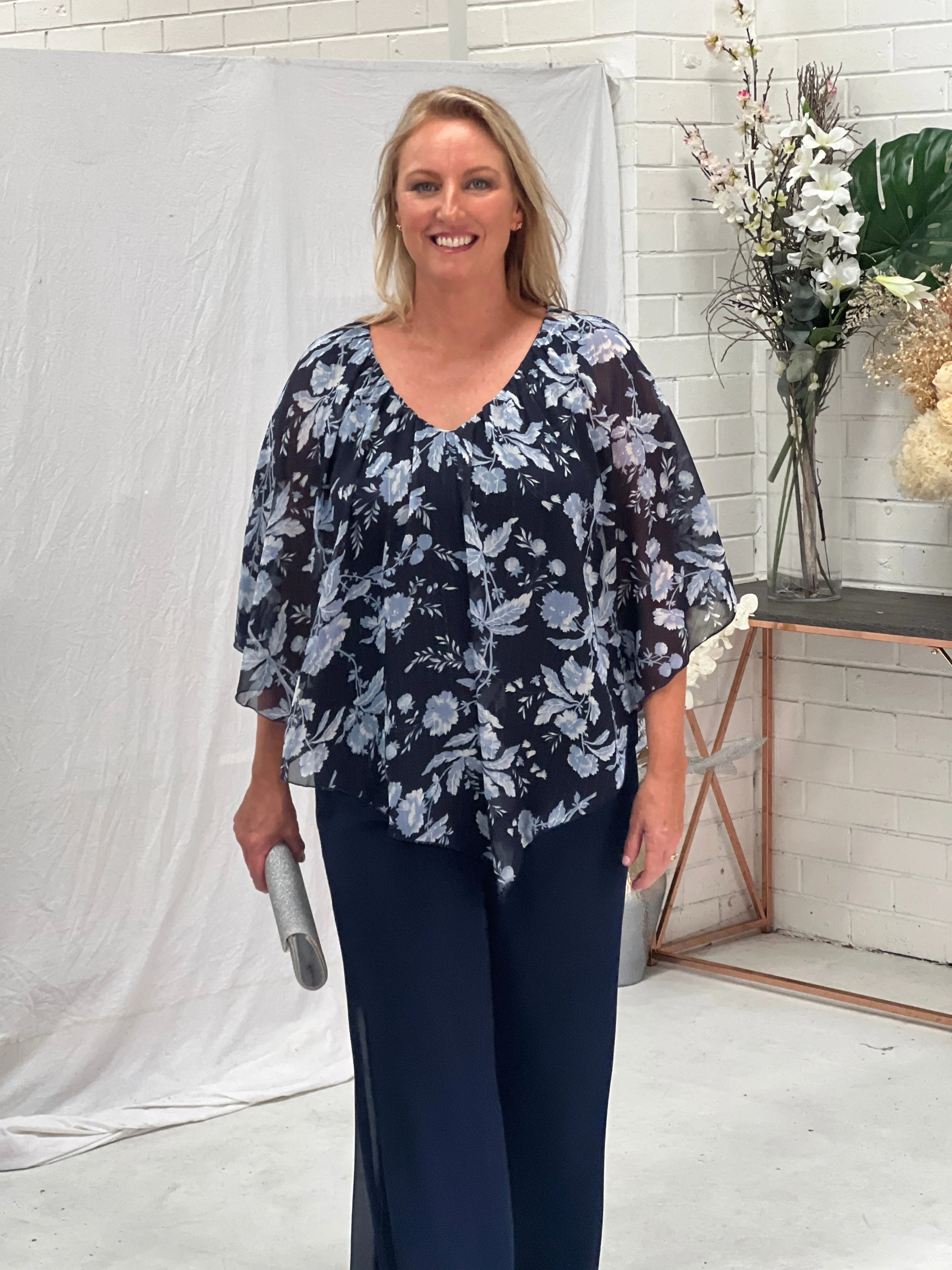 Kelly Navy Floral Top