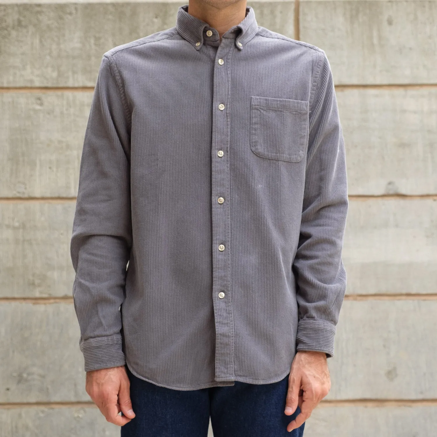 Lobo Cord Shirt in Anthracite