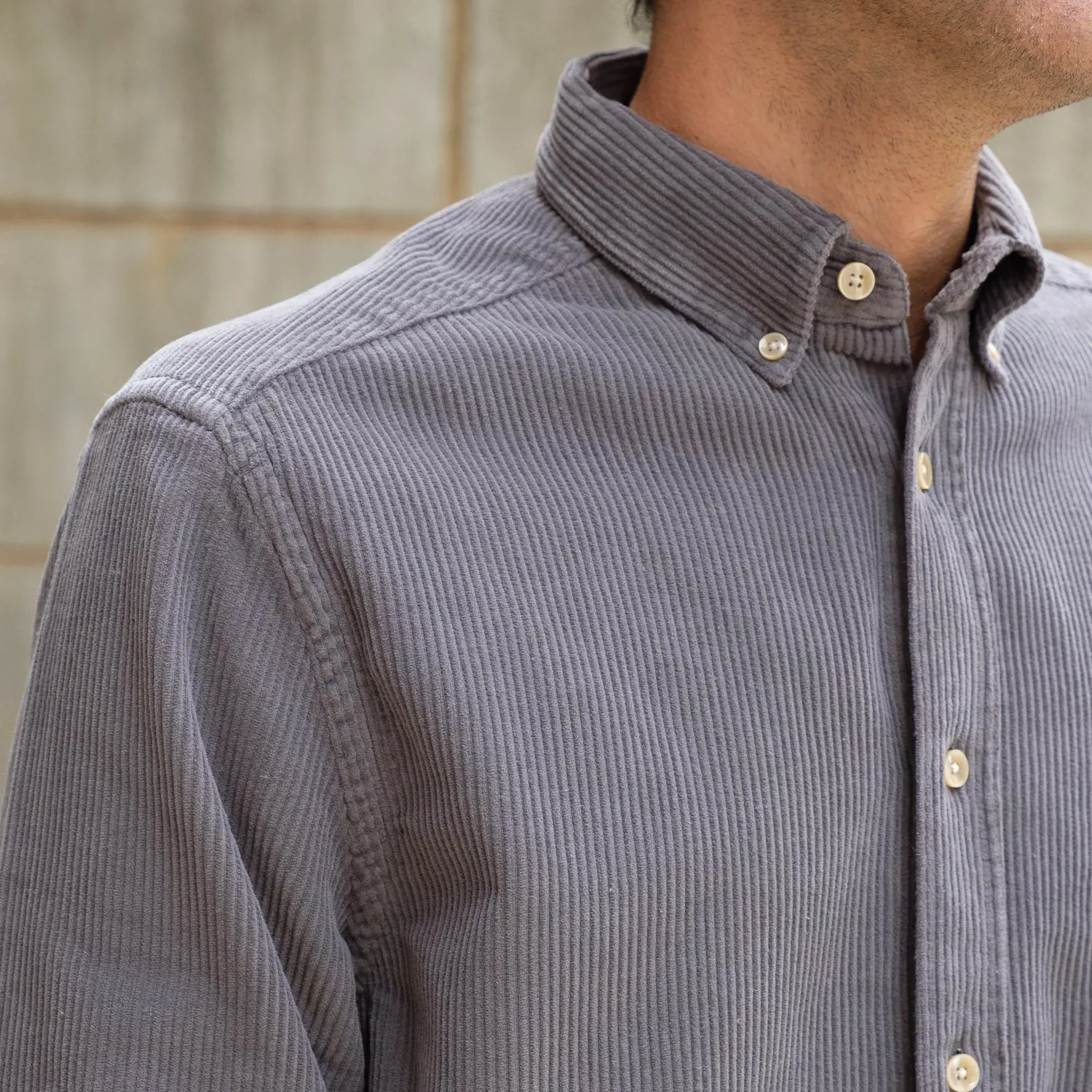 Lobo Cord Shirt in Anthracite