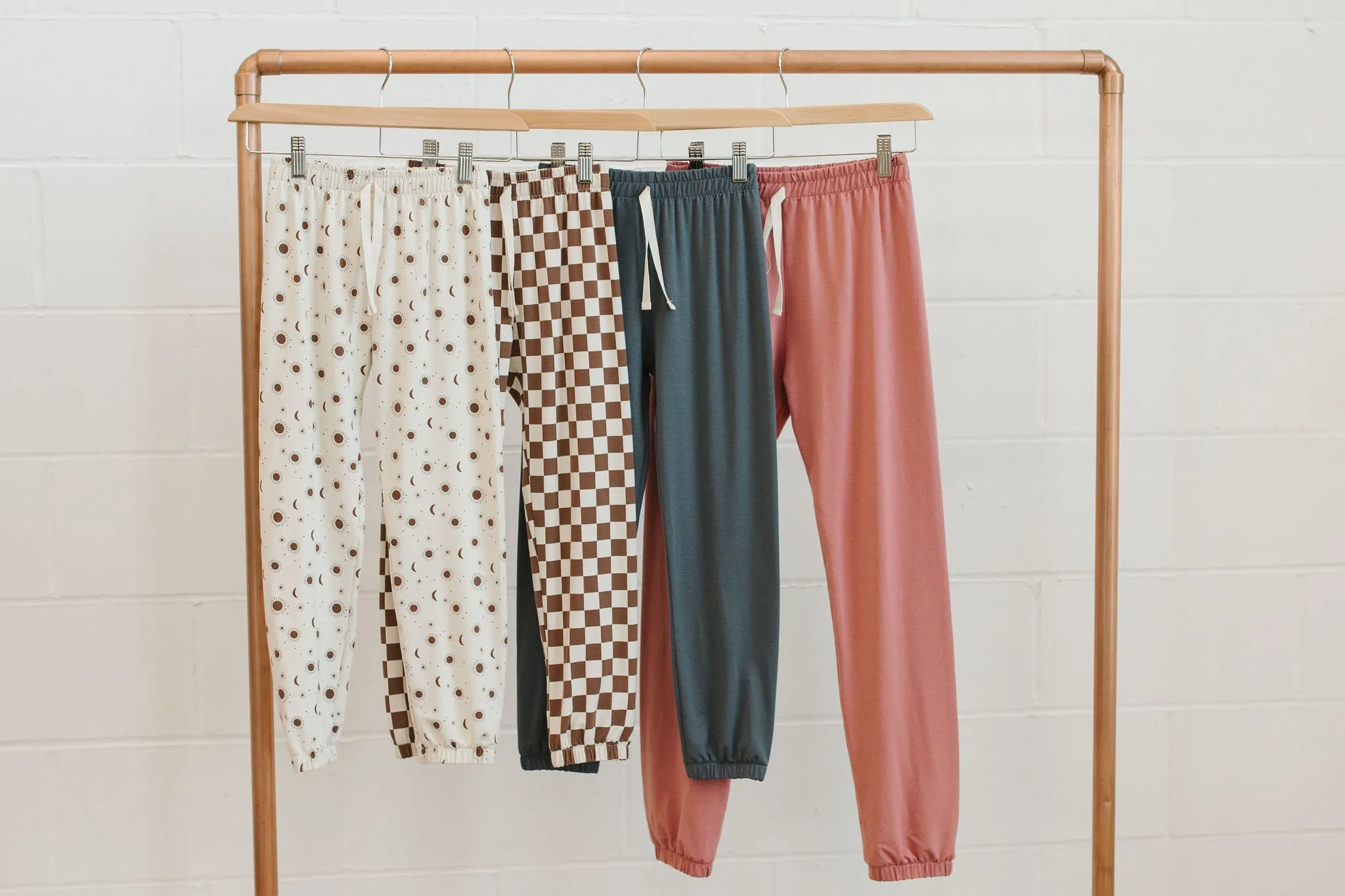 Meet me at Sunset:   Sweatpants
