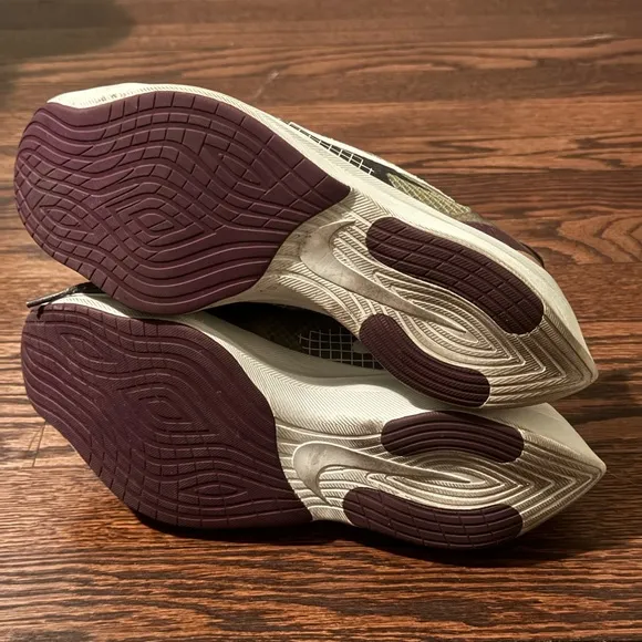 Nike Vapor Street Peg