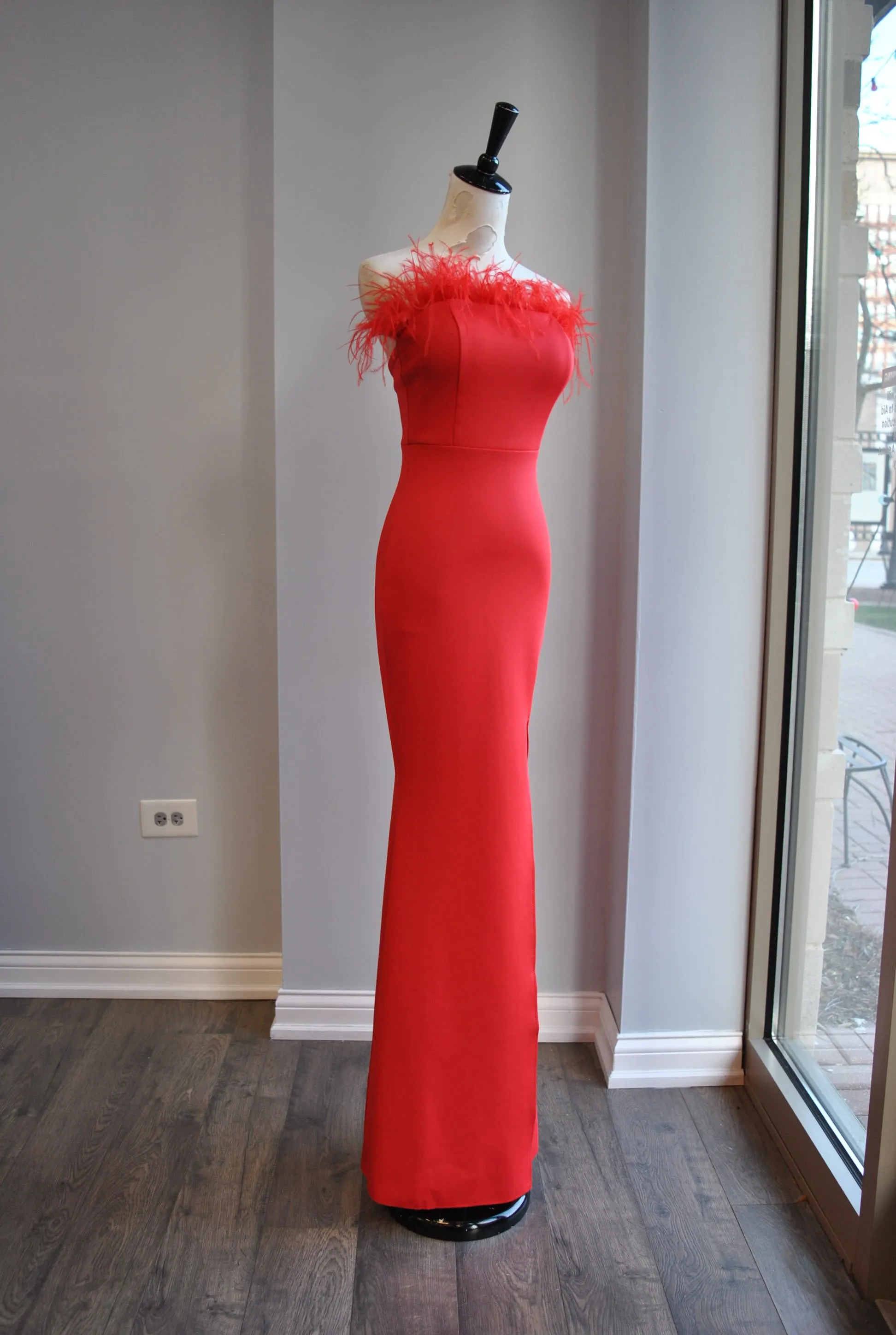 RED EVENING LONG GOWN WITH FEATHERS