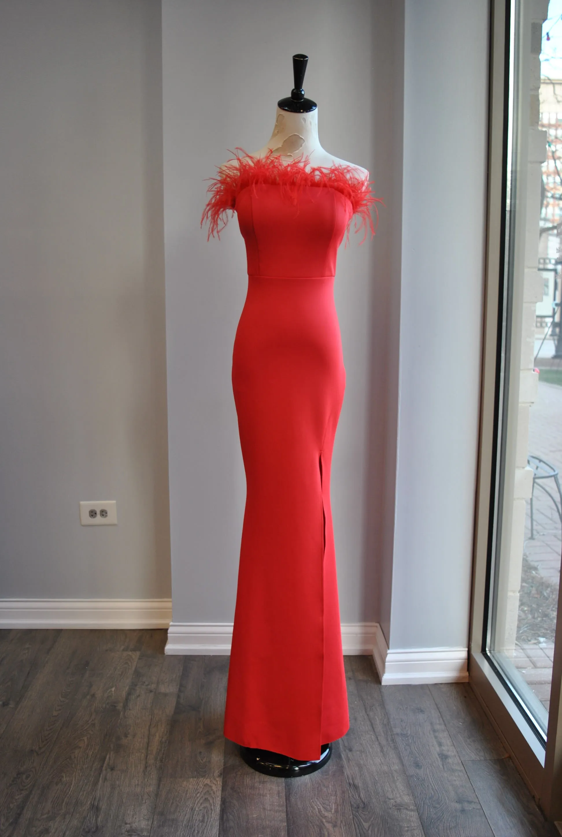 RED EVENING LONG GOWN WITH FEATHERS