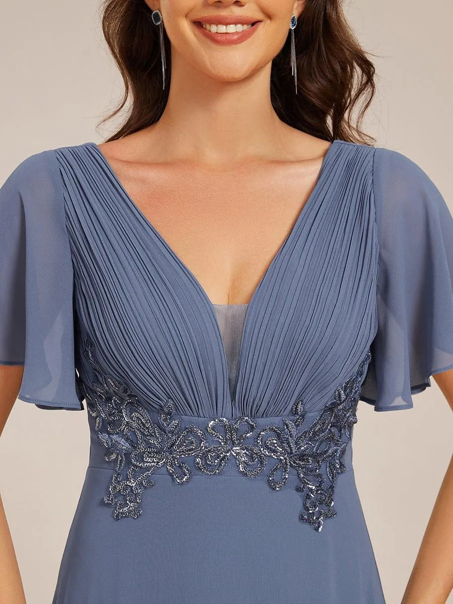Robe de soirée longue à col en V et appliques à la taille grande taille