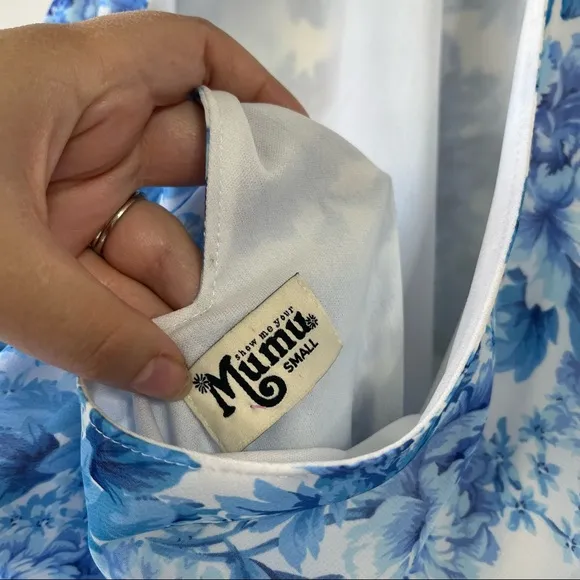 Show me your mumu v-right back sleeveless floral halter mini dress