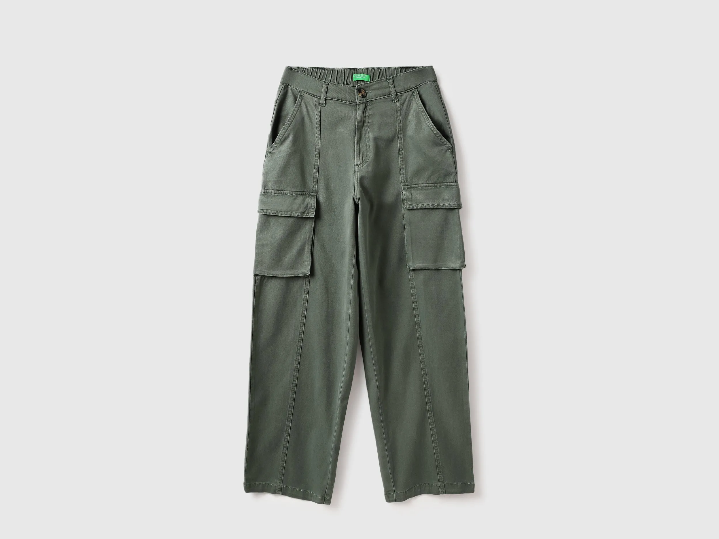 Solid Straight Fit Cargo Pants