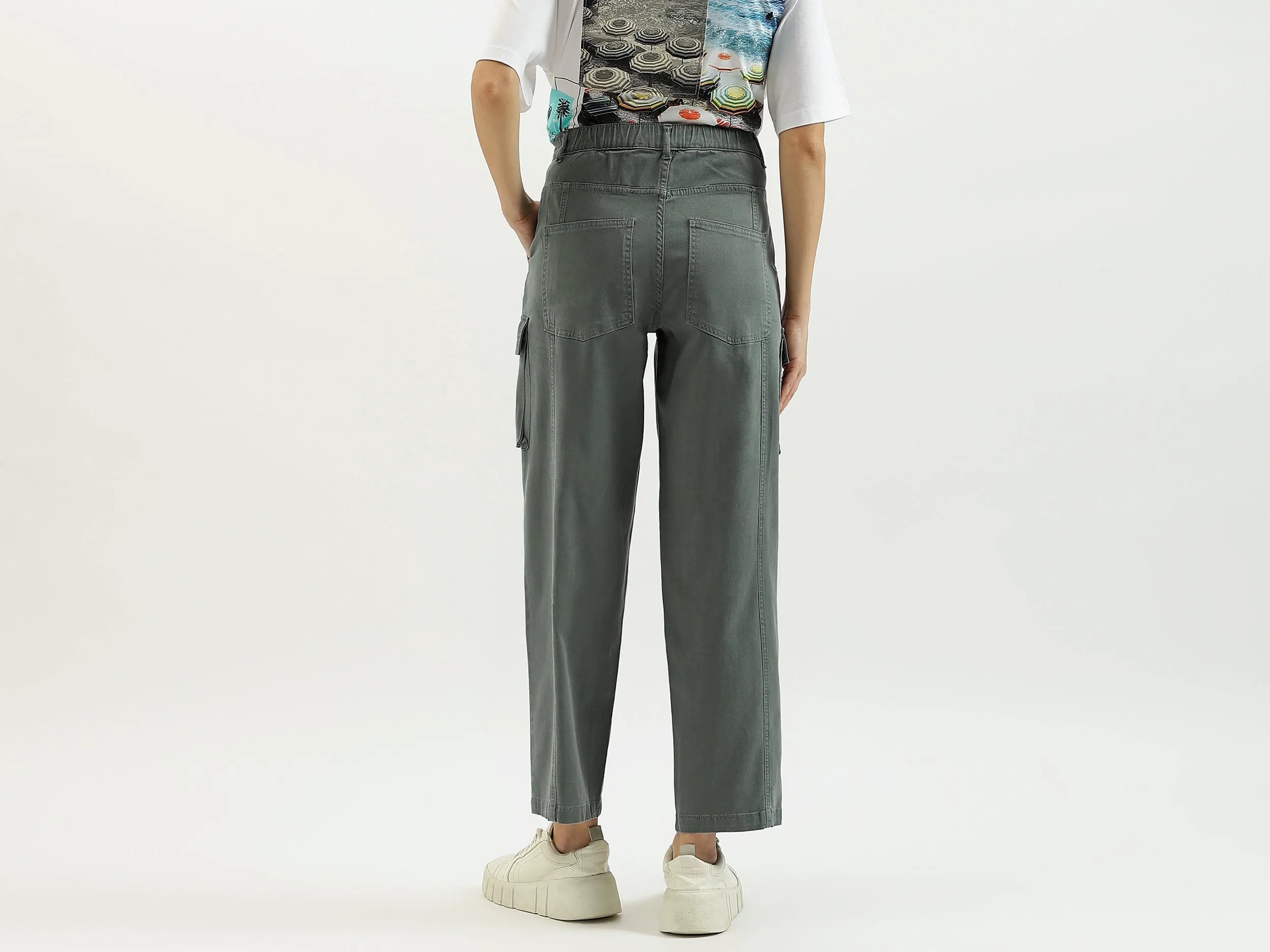 Solid Straight Fit Cargo Pants