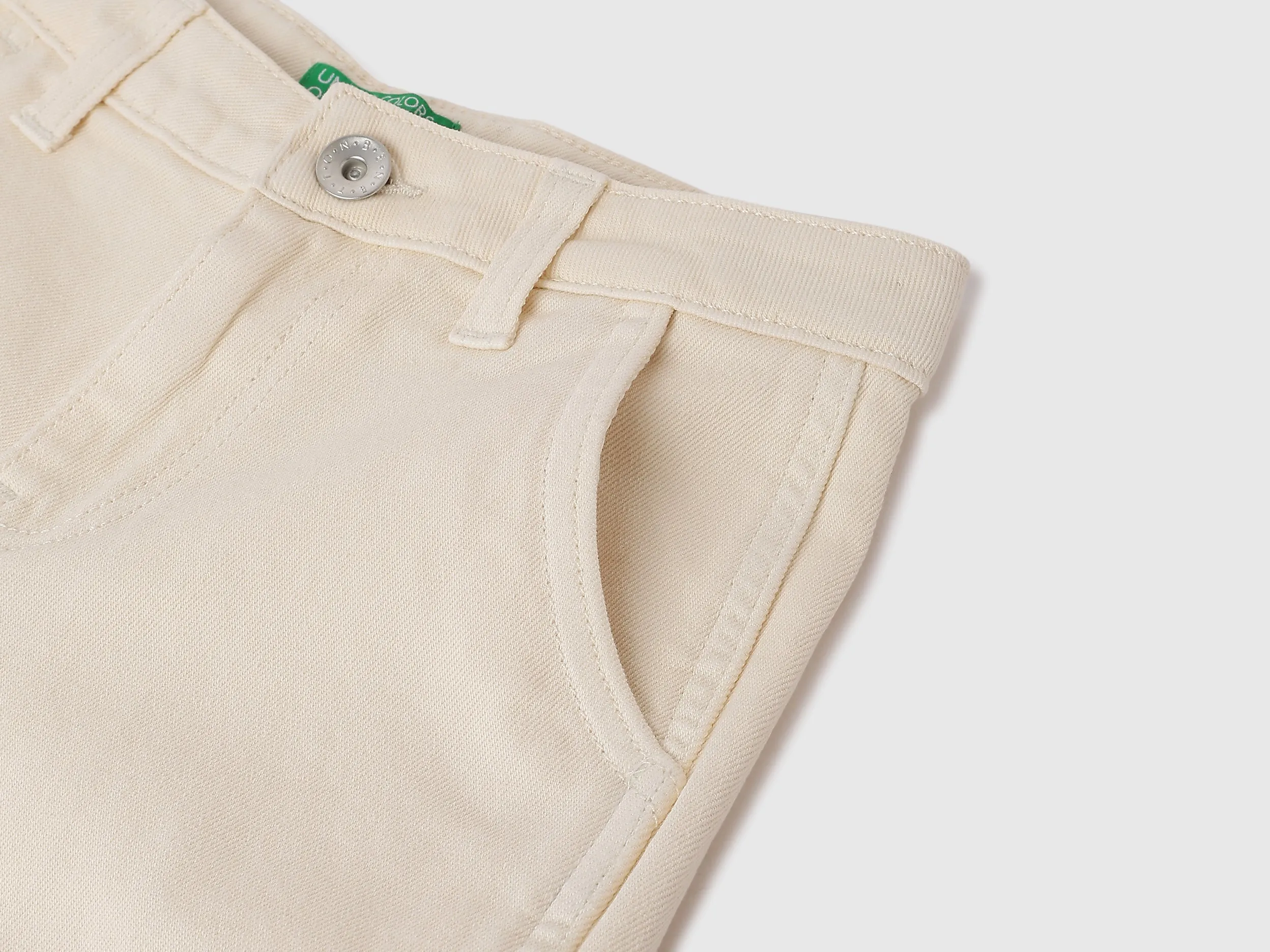 Solid Straight Fit Cargo Pants